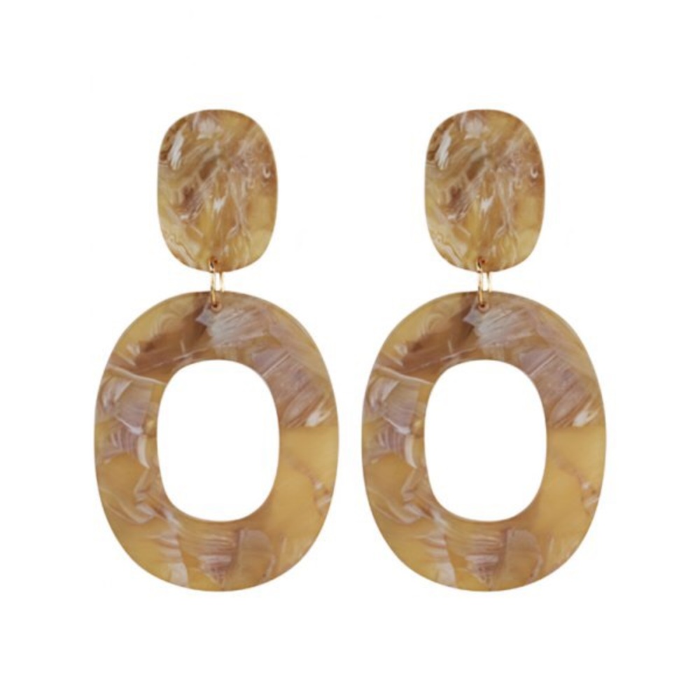 Marbeled cream acrylic drop earrings